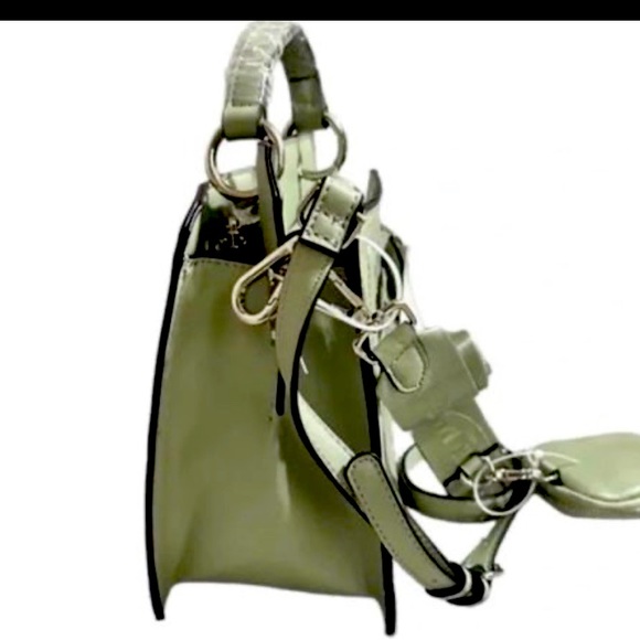 Steve Madden Sage Bevelyn Crossbody Purse W Pouch BRAND NEW, with tags - Picture 2 of 3